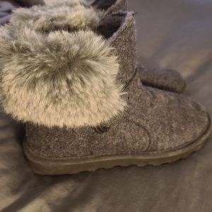 Bearpaw boots